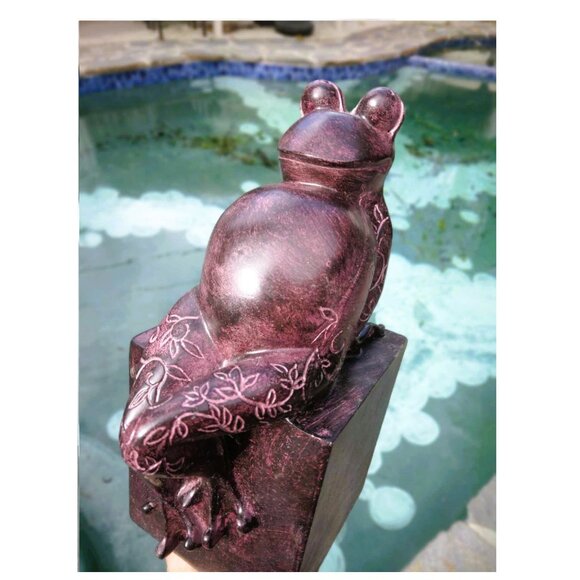 Whimsical Carved Stained Wood Reclining Frog with Carved Vines Sculpture - Picture 4 of 9
